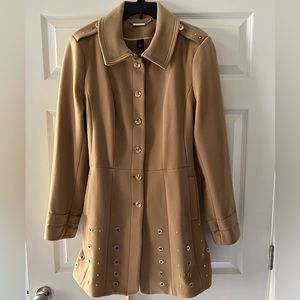 Gorgeous tan White House Black Market winter coat with gold detail.
